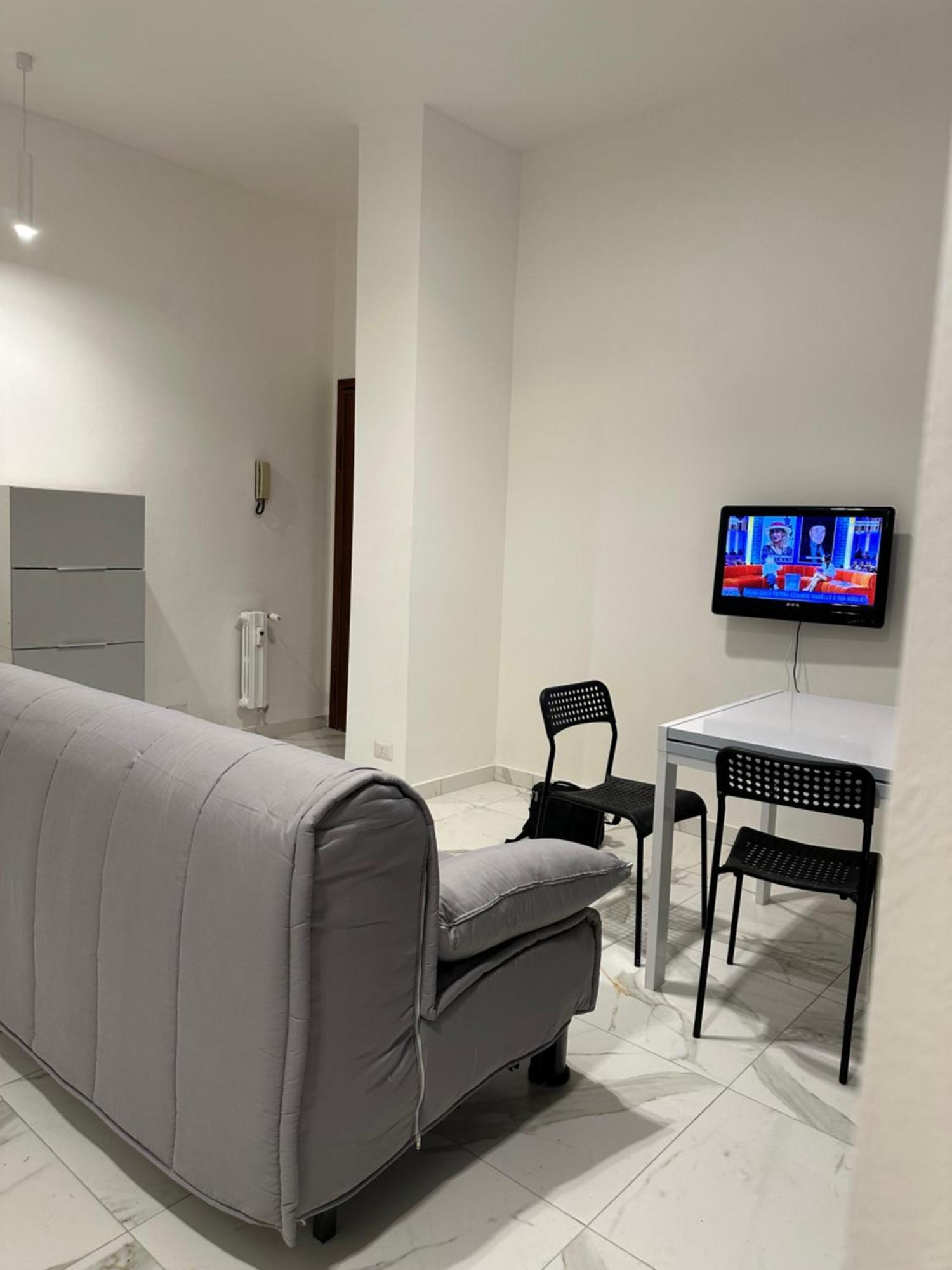 Jcube Apartments Bocconi Milano Luaran gambar