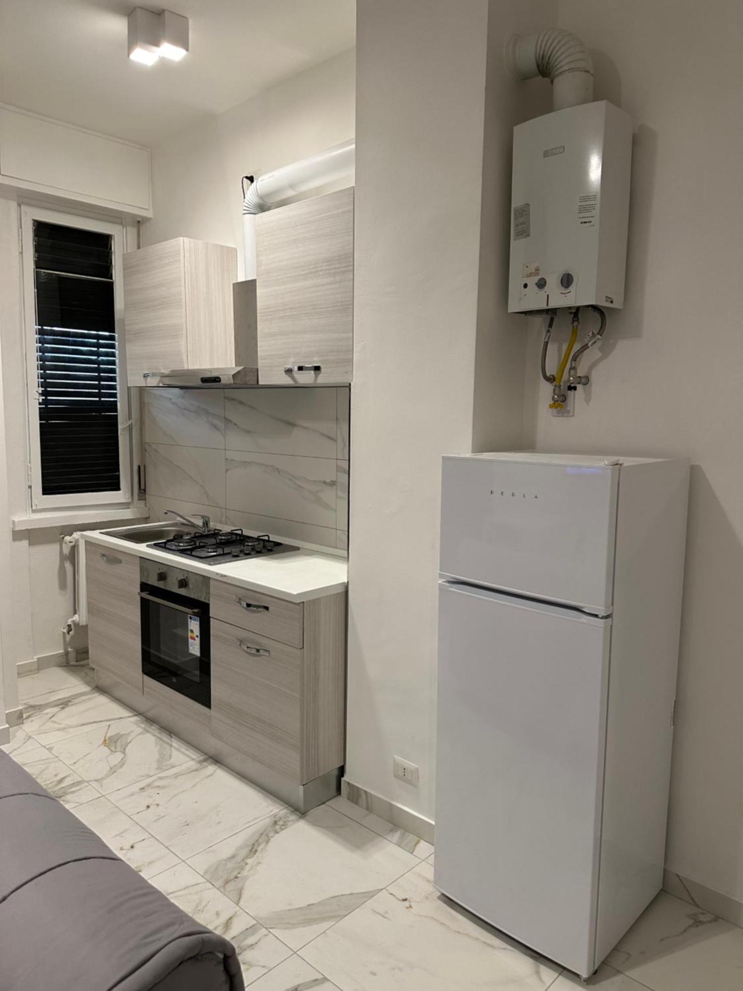 Jcube Apartments Bocconi Milano Luaran gambar