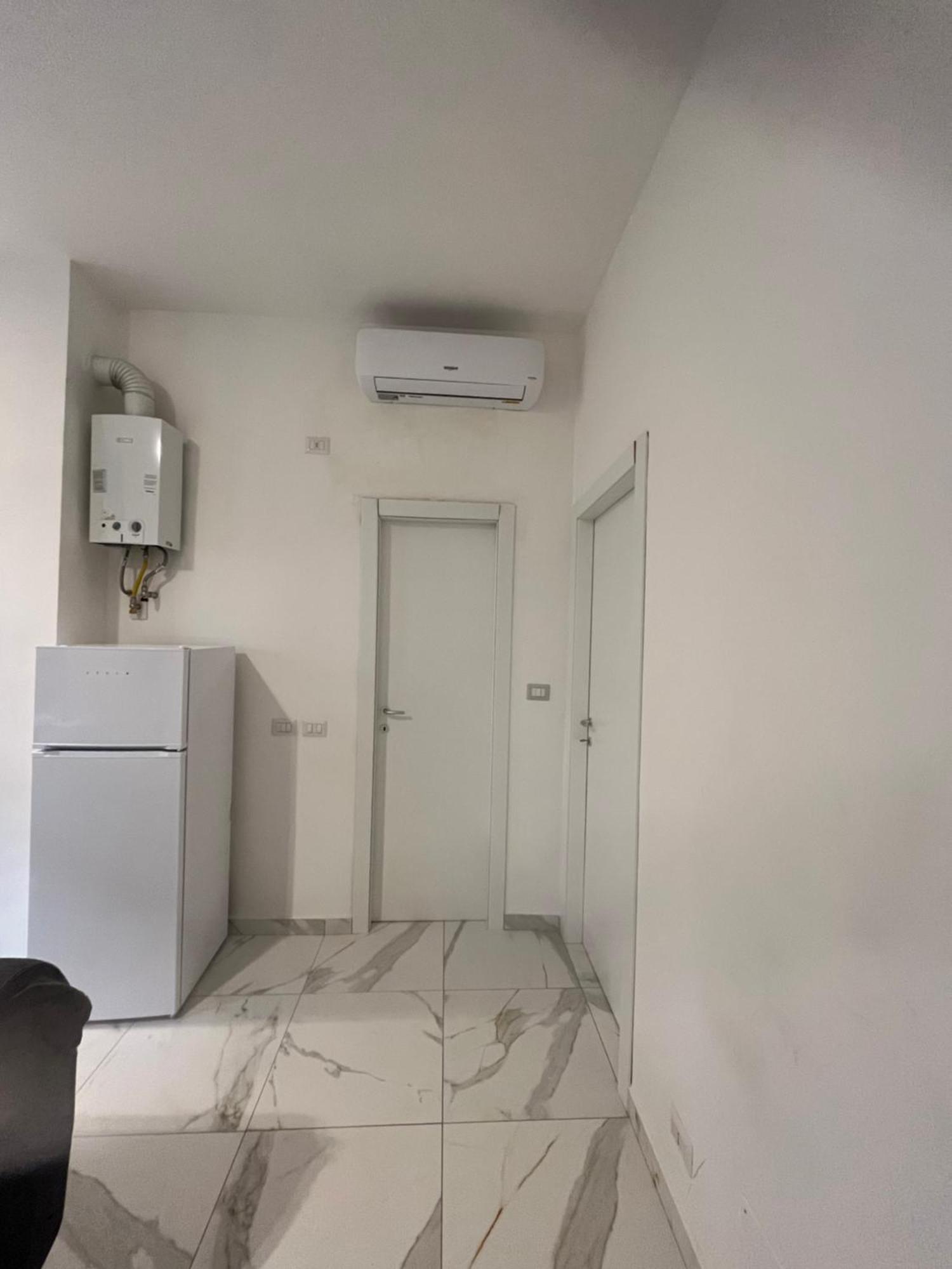 Jcube Apartments Bocconi Milano Luaran gambar
