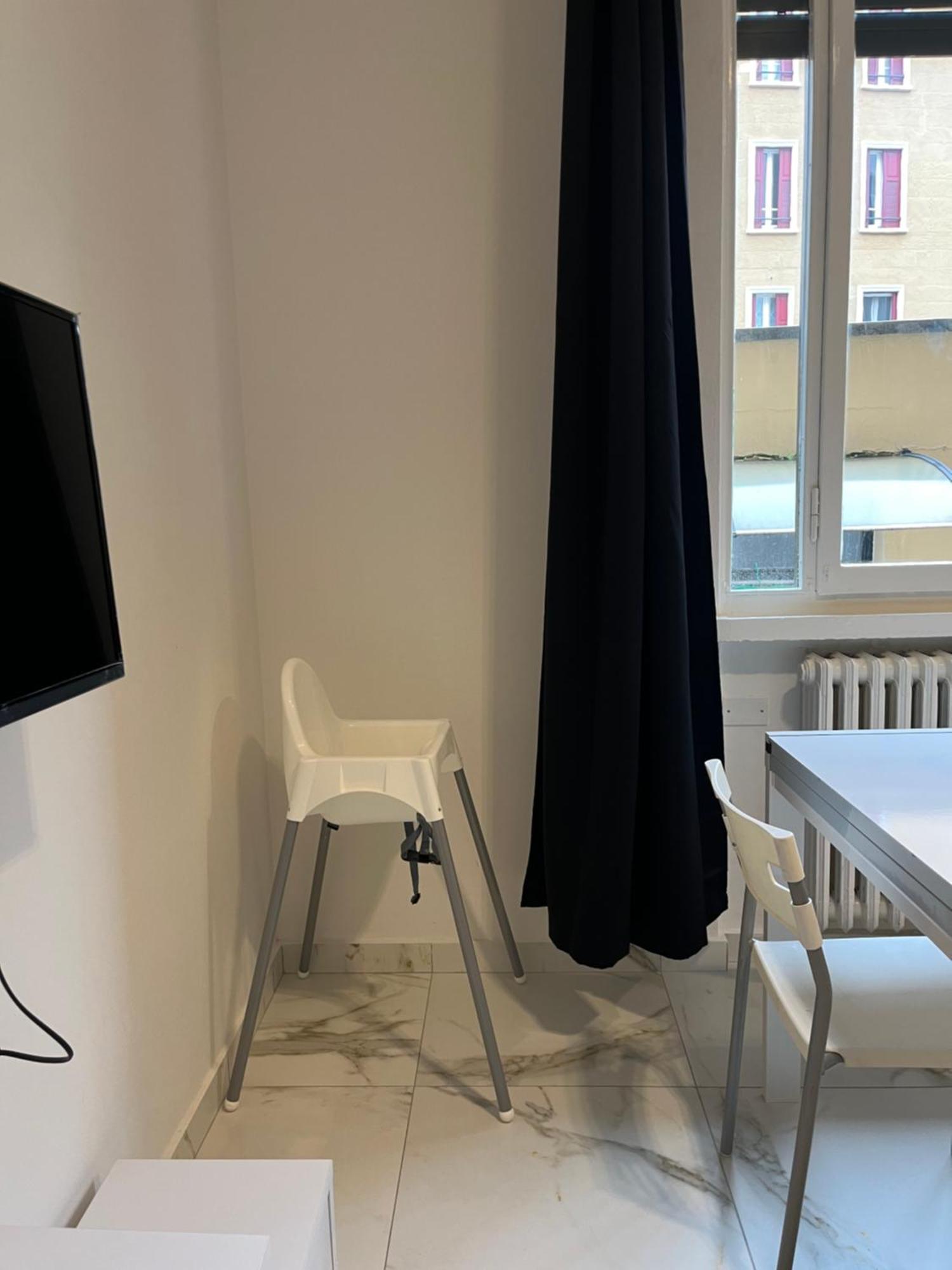 Jcube Apartments Bocconi Milano Luaran gambar